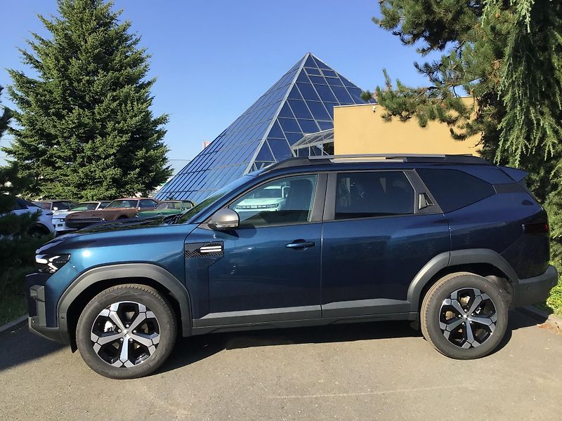 Dacia Bigster (2026) AUTOMAT  HYBRID EL.KUFR IHNED - fotka 6 z 17