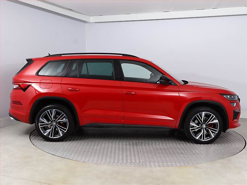 Škoda Kodiaq (2021) RS 2.0 TSI - fotka 6 z 25