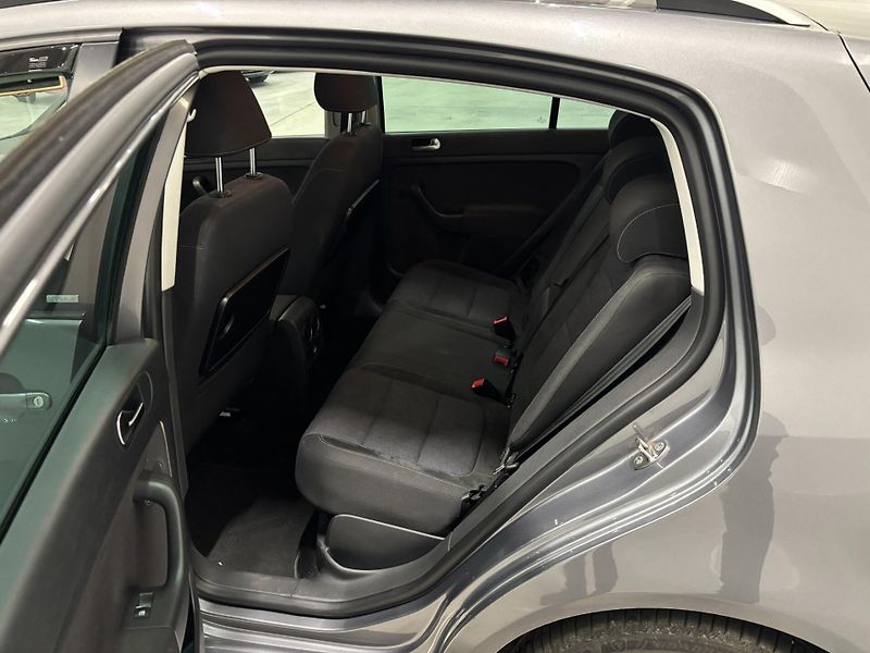 Volkswagen Golf Plus - fotka 6 z 9