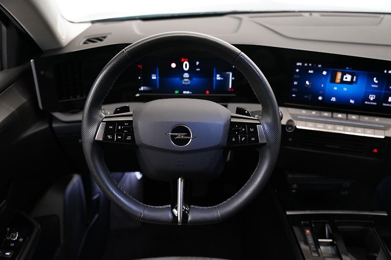 Opel Astra - fotka 16 z 23