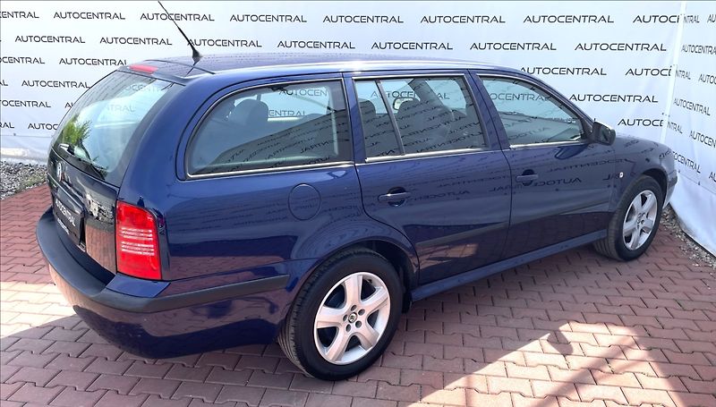 Škoda Octavia 1,9 tdi 66kw Amb. 1.majitel - fotka 4 z 25