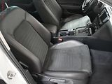 Volkswagen Passat (2015) 1.4TSI, AT, navi, LED - náhled 11