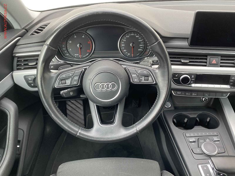 Audi A4 (2017) 2.0 TDi, AT, bixen - fotka 11 z 20