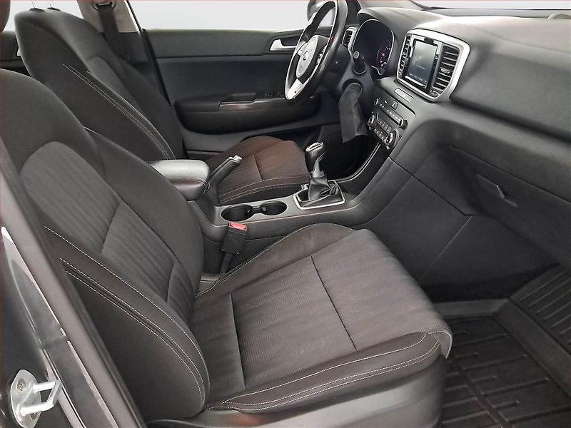 Kia Sportage (2019) 1.6 CRDi, Tempomat - fotka 9 z 18