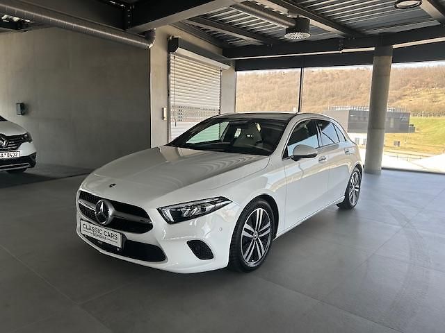 Mercedes-Benz Třídy A (2022) A200 4Matic Urban Progressive  - fotka 1 z 32