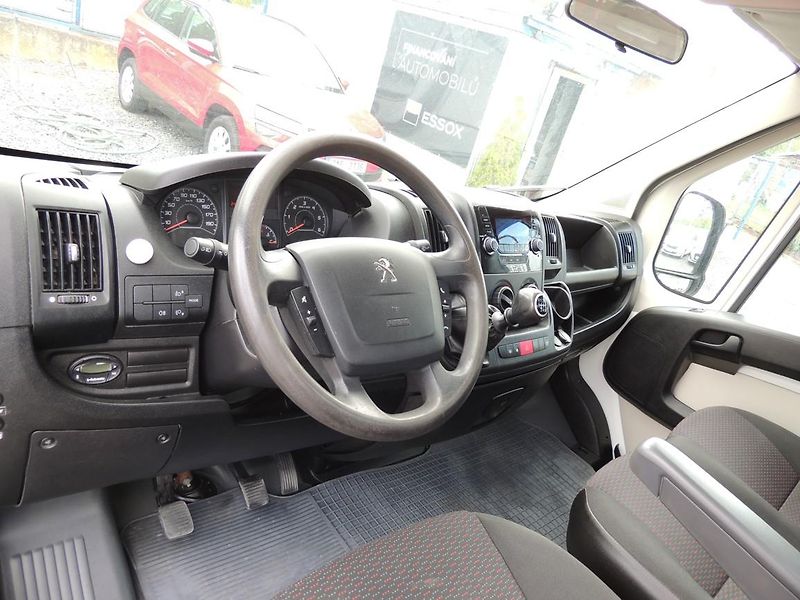 Peugeot Boxer (2018) 2.0HDi,96kw,sklápěč+hydr.ruka - fotka 50 z 73