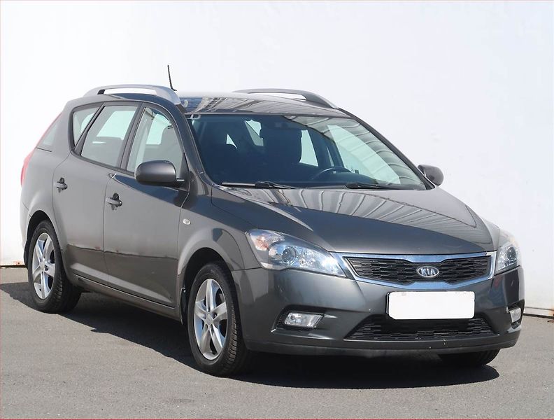 Kia Ceed (2012) 1.4 CVVT, Park. senzory - fotografie inzerátu