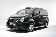 Upravený Nissan NV200 jako taxík pro Londýn.