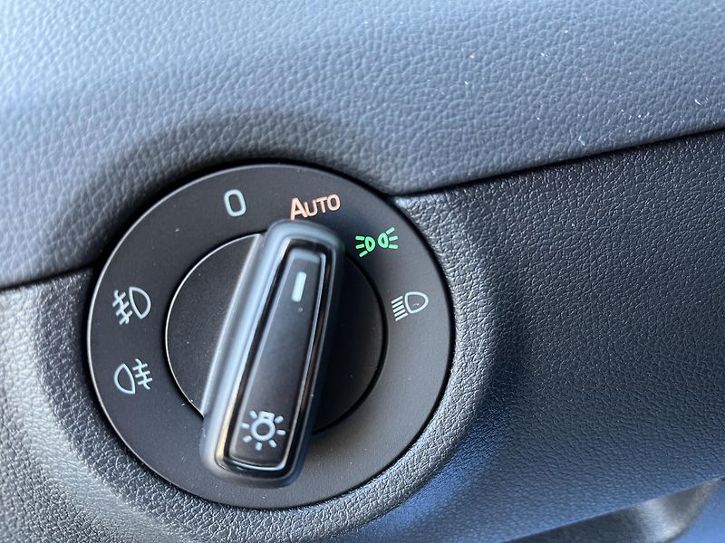 Škoda Octavia (2020) 2.0TDI NAVI*NEZ*TOPENÍ*TAŽNÉ ! - fotka 30 z 35