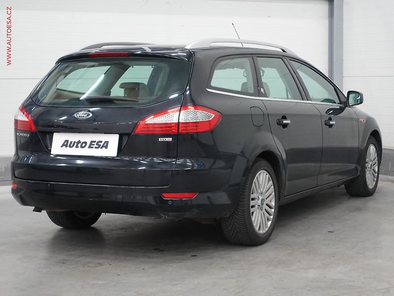 Ford Mondeo (2009) 2.0TDCi, AC, park.čidla - fotka 4 z 22