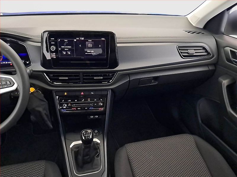 Volkswagen T-Roc (2025) 1.0 TSI - fotka 8 z 19