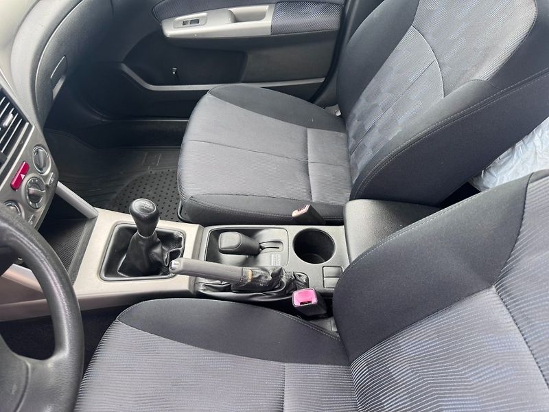 Subaru Forester (2009) 4X4 2,0i 110KW 2. MAJ KM TAŽNÉ - fotka 33 z 50