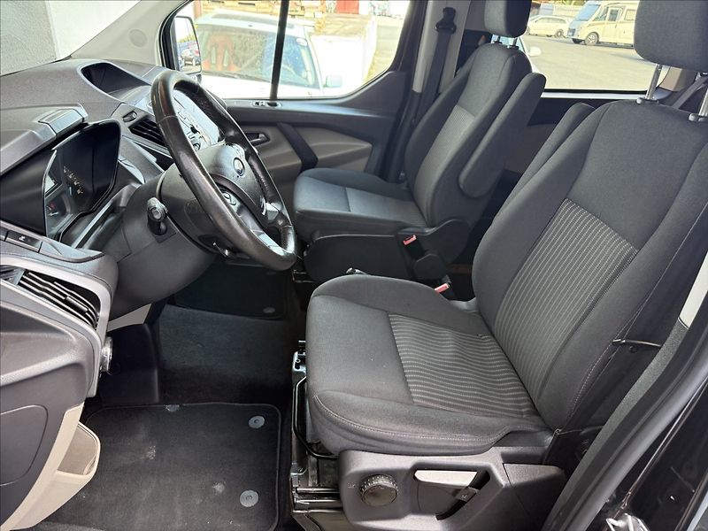 Ford Tourneo Custom 2,0 L2,96kW,1maj,nové rozvody - fotka 11 z 30