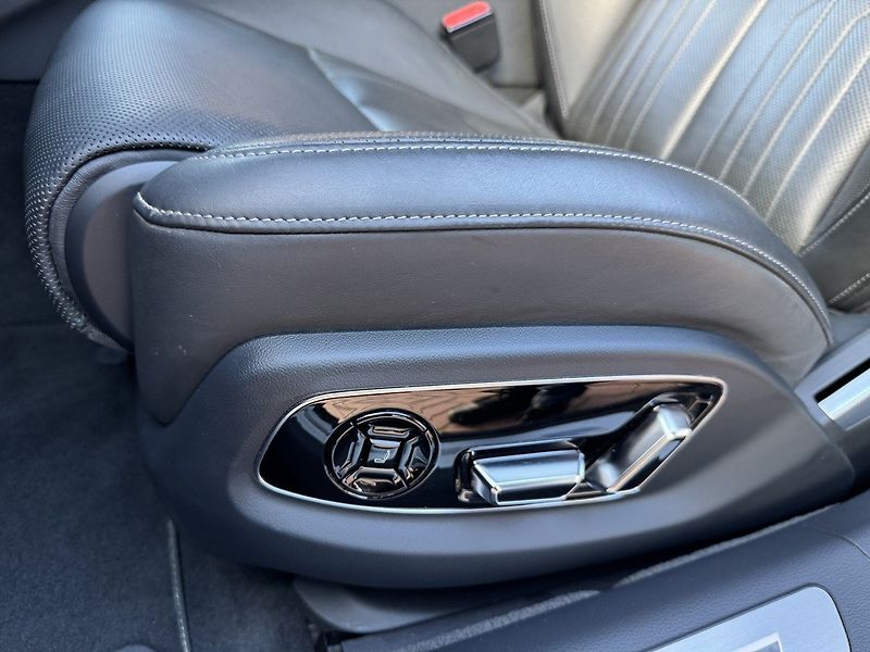 Audi A8 (2022) 55TSFi Martix Vzduch B&O - fotka 30 z 49
