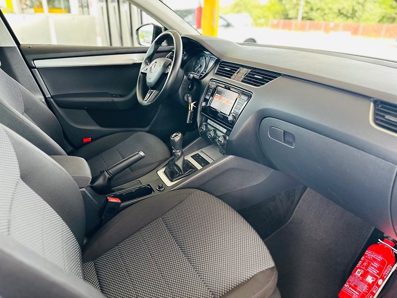 Škoda Octavia (2016) 1.0TSi NAVI,APP,GARANCE KM - fotka 7 z 16