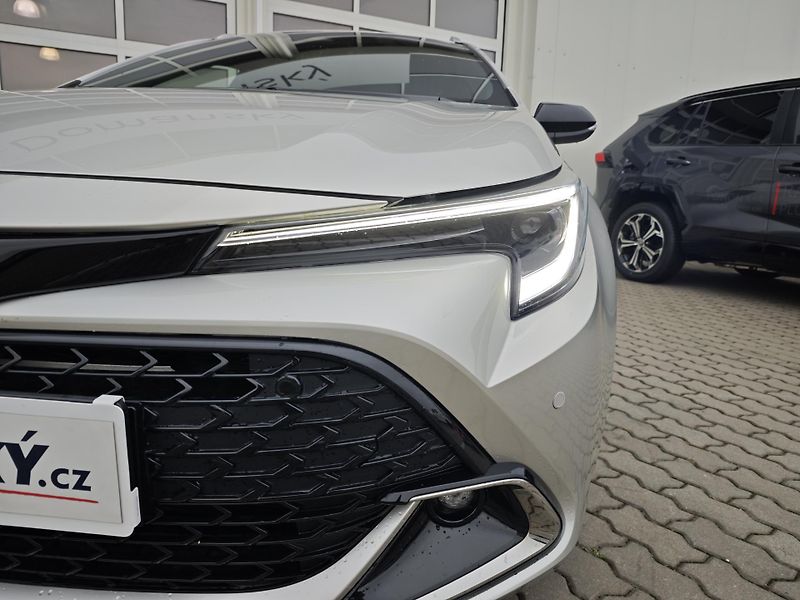 Toyota Corolla (2025) TS 1.8 HEV - STYLE - fotka 5 z 16