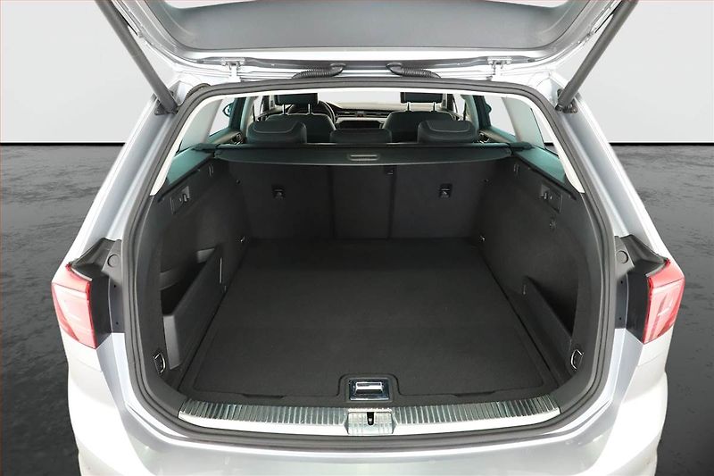 Volkswagen Passat (2020) Alltrack 2.0 BiTDI - fotka 18 z 19