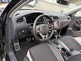 Volkswagen Tiguan 2,0 TDI,147KW,URBAN SPORT,4X4 - náhled 14