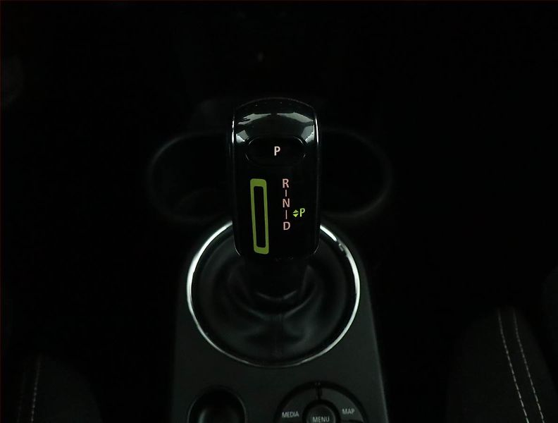 Mini Ostatní (2020) Cooper SE 32 kWh, SoH 95% - fotka 13 z 17