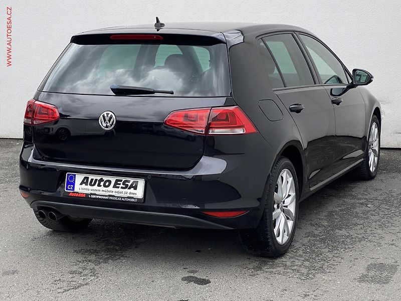 Volkswagen Golf (2014) 1.4 TSi, Highline, bixen - fotka 4 z 18