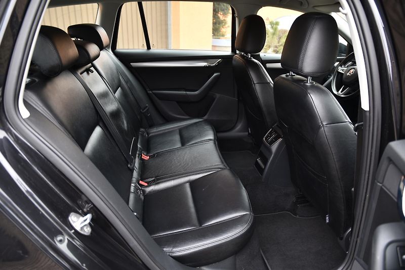 Škoda Octavia 1.4 TSi G-TEC,NAVI,KŮŽE,PDC,TZ - fotka 29 z 37