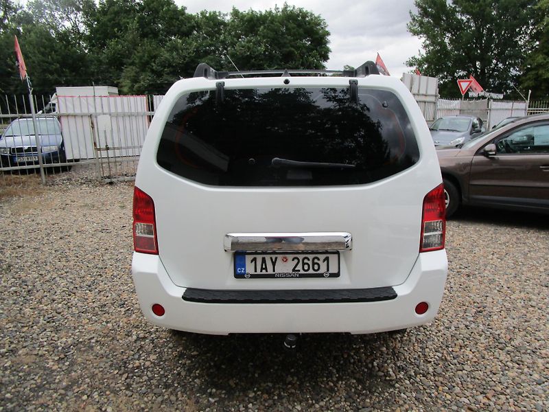 Nissan Pathfinder 2,5DCI-128KW-NOVÝ OLEJ - fotka 4 z 15