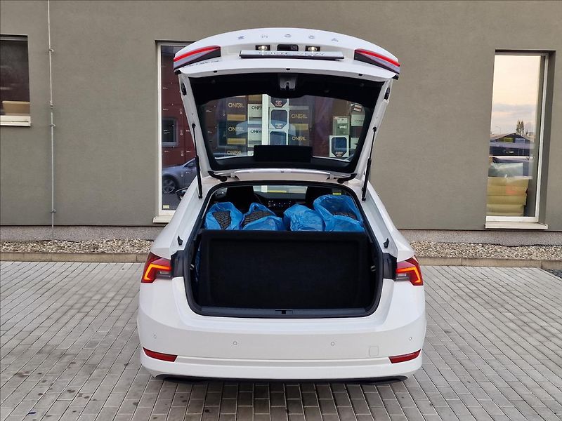 Škoda Octavia 2.0 TDI 110kW Style,ČR,1.Maj. - fotka 40 z 50