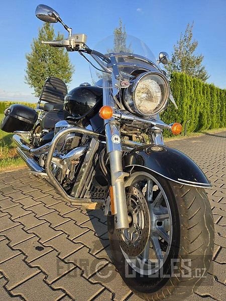 Suzuki Intruder C 1800 R (2009) - fotka 3 z 17