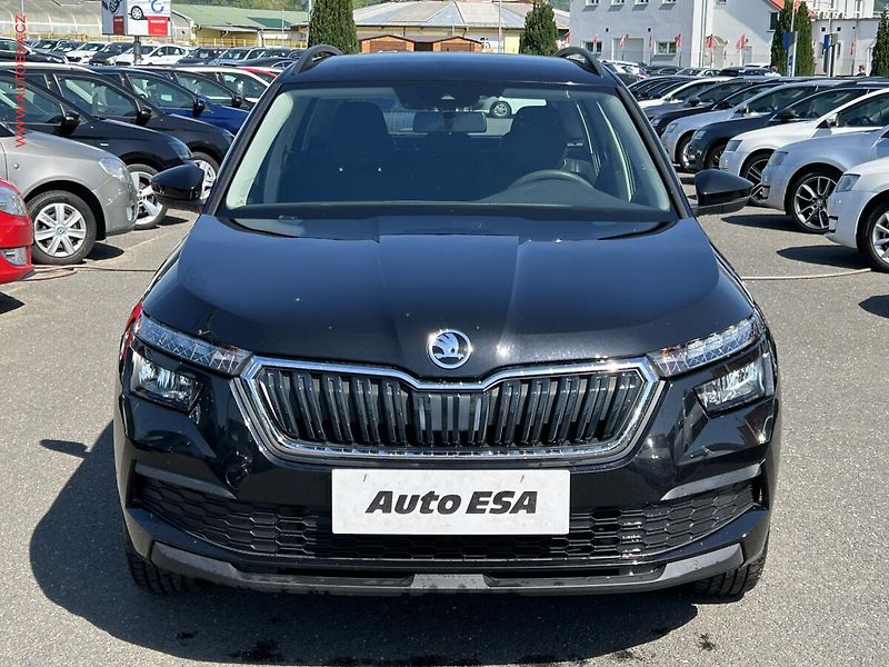 Škoda Kamiq (2022) 1.0 TSi, Active, +kola - fotka 2 z 17
