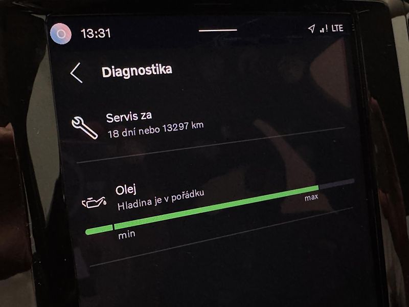 Volvo XC60 B5 AWD PLUS DARK CZ 1.maj - fotka 43 z 44