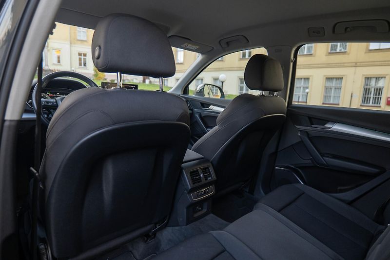 Audi Q5 40TDI quattro Matrix Cockpit - fotka 18 z 39