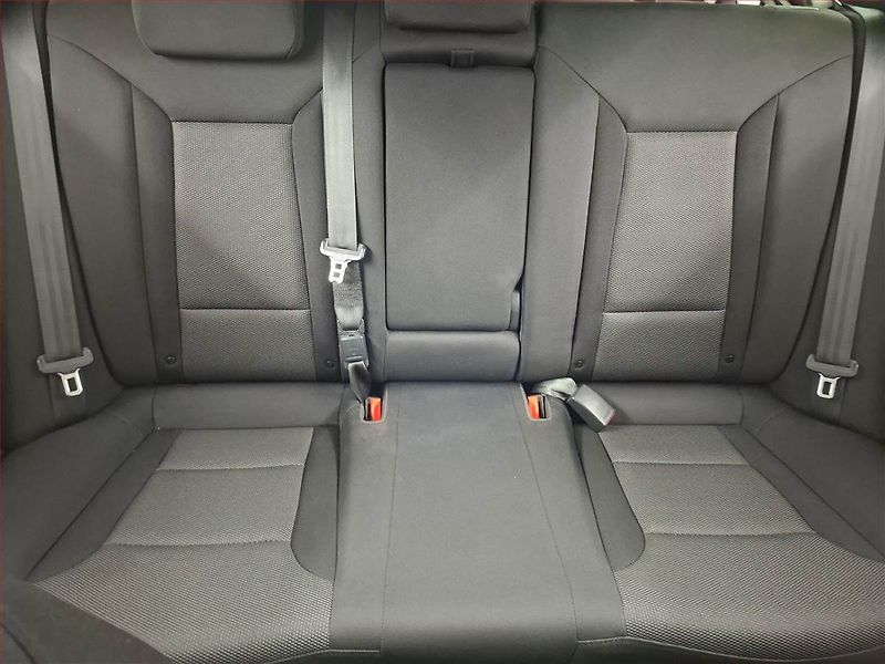 Hyundai i40 (2018) 1.7 CRDi, Automat, Serv.kniha - fotka 10 z 21