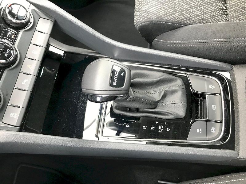 Škoda Karoq (2025) Top Selec 110/1.5 A7F - fotka 27 z 28
