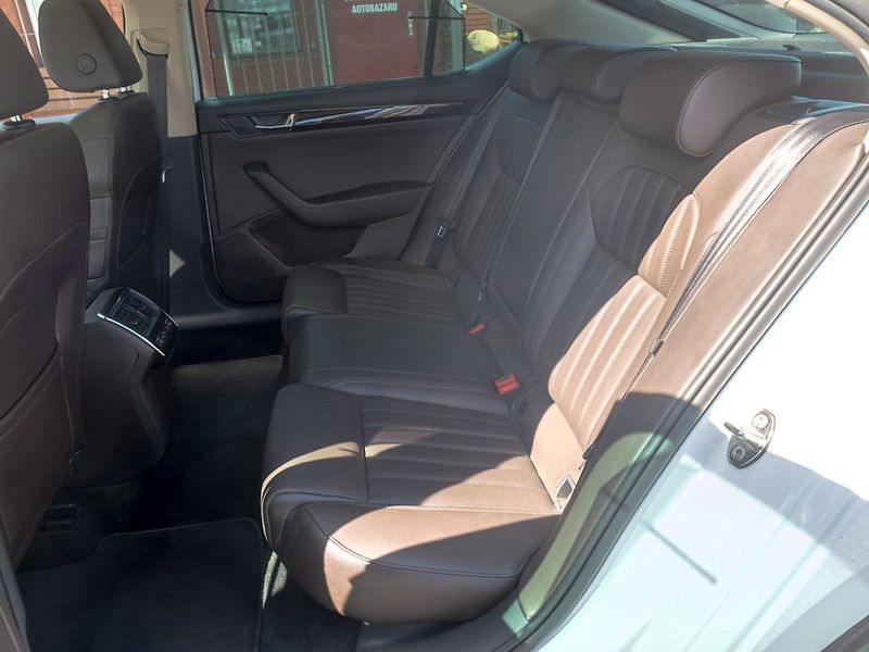 Škoda Superb (2017) 12/17 ČR 2.0TDI–LAURIN KLEMENT - fotka 45 z 58