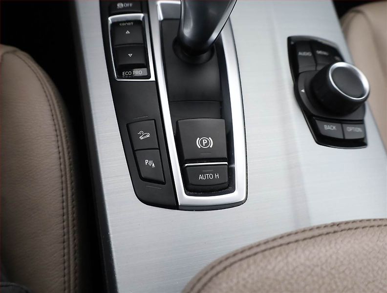 BMW X3 (2013) xDrive20d, 4X4, Automat - fotka 15 z 21