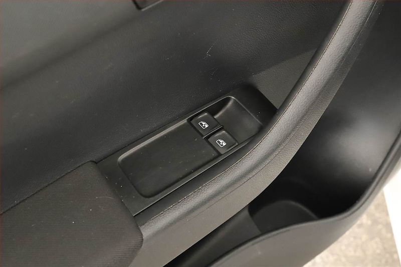Škoda Fabia (2022) Ambition 1.0 TSI, ČR,1.maj - fotka 10 z 12