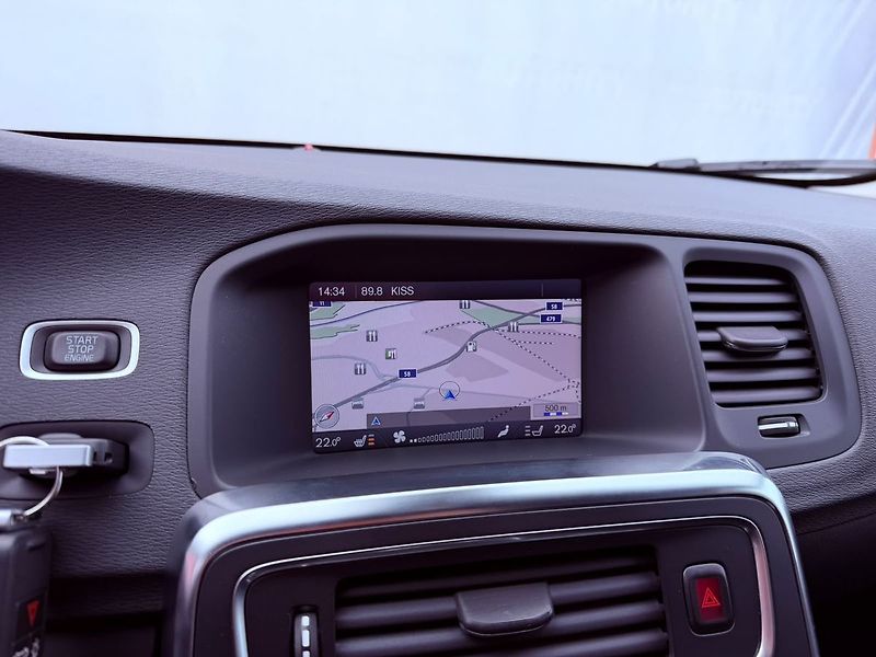 Volvo V60 D2 CrossCountry, ČR, 1.Maj - fotka 21 z 30