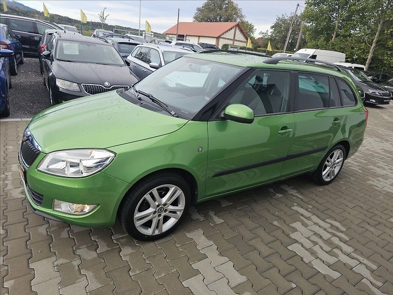 Škoda Fabia II 1,2 TSi 63KW Ambition - fotka 10 z 46