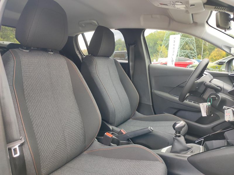 Peugeot 208 (2026) EDITION Turbo 100 MAN6 - fotka 9 z 19
