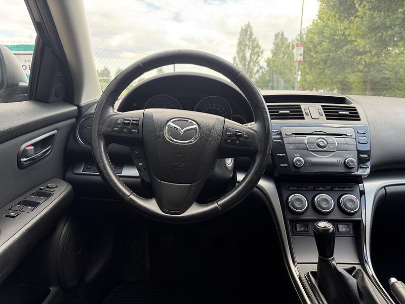 Mazda 6 2.0 Active - fotka 23 z 30