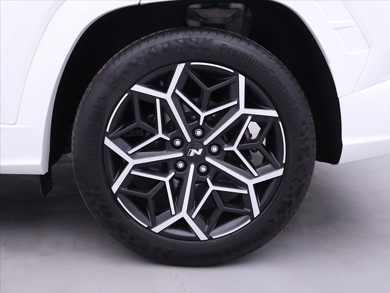 Hyundai Tucson 1,6 T-GDI 110kW CZ N-Line DPH - fotka 29 z 36