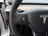Tesla Model Y (2021) Long Range AWD 75kWh, SoH 91% - náhled 28