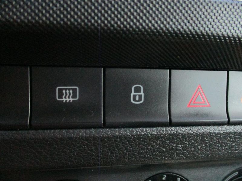 Škoda Fabia 1,0 TSI,klima,servis,DPH,CZ, - fotka 26 z 39