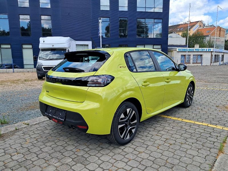 Peugeot 208 208 STYLE Hybrid 110 e-DCS6 - fotka 5 z 7