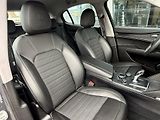 Alfa Romeo Stelvio 2,0T Q4 280PS 4x4 Automat - náhled 22