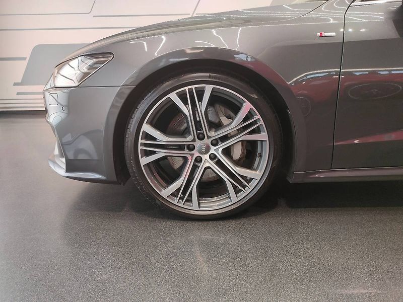 Audi A6 Allroad (2019) 55 TFSI quattro (250kW/340k) T - fotka 26 z 29