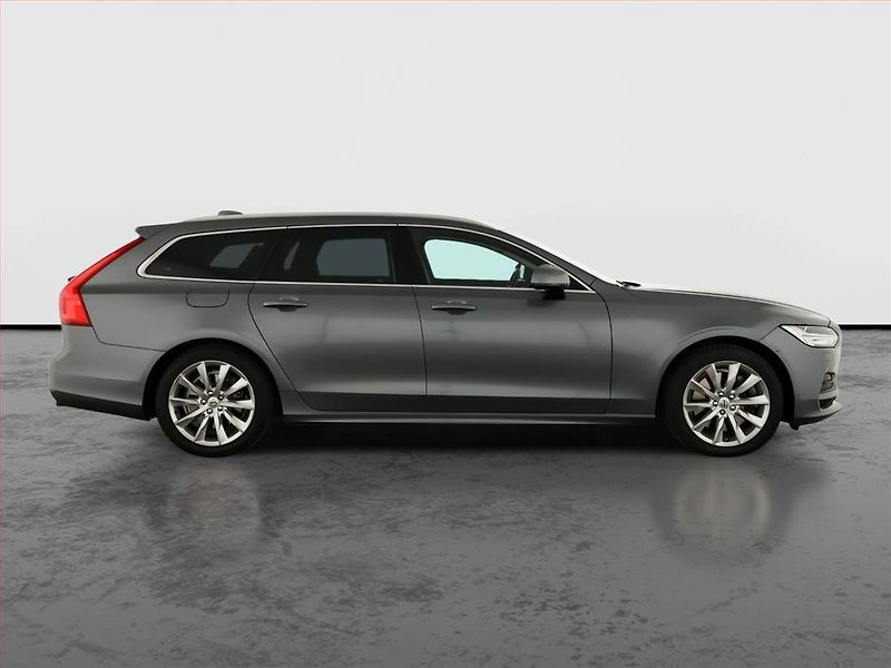 Volvo V90 (2019) T4 - fotka 6 z 20