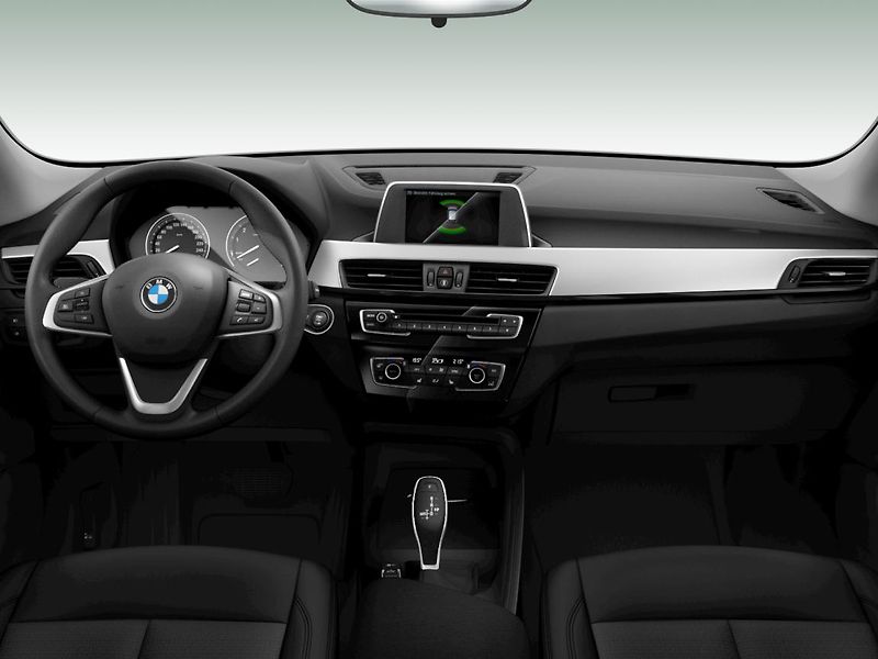 BMW Řada 2 X1 25i xDrive - fotka 4 z 6