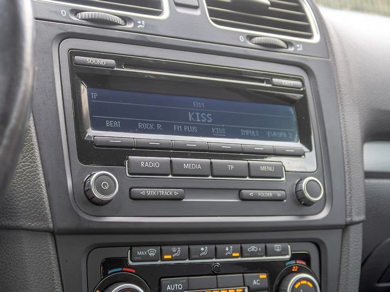 Volkswagen Golf (2012) 2.0TDI 103KW - 2x KOLA - fotka 22 z 49