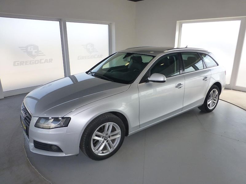 Audi A4 (2011) 2,0TDI*ALU**PARK.S***NAVIGACE - fotografie inzerátu